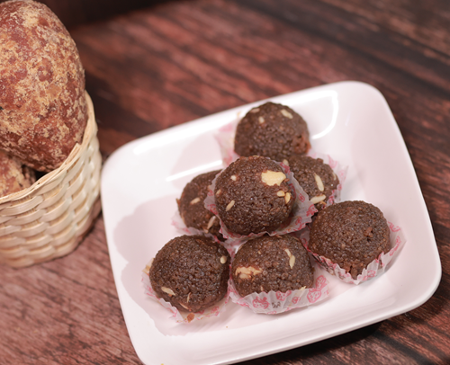 Karupatti Laddu